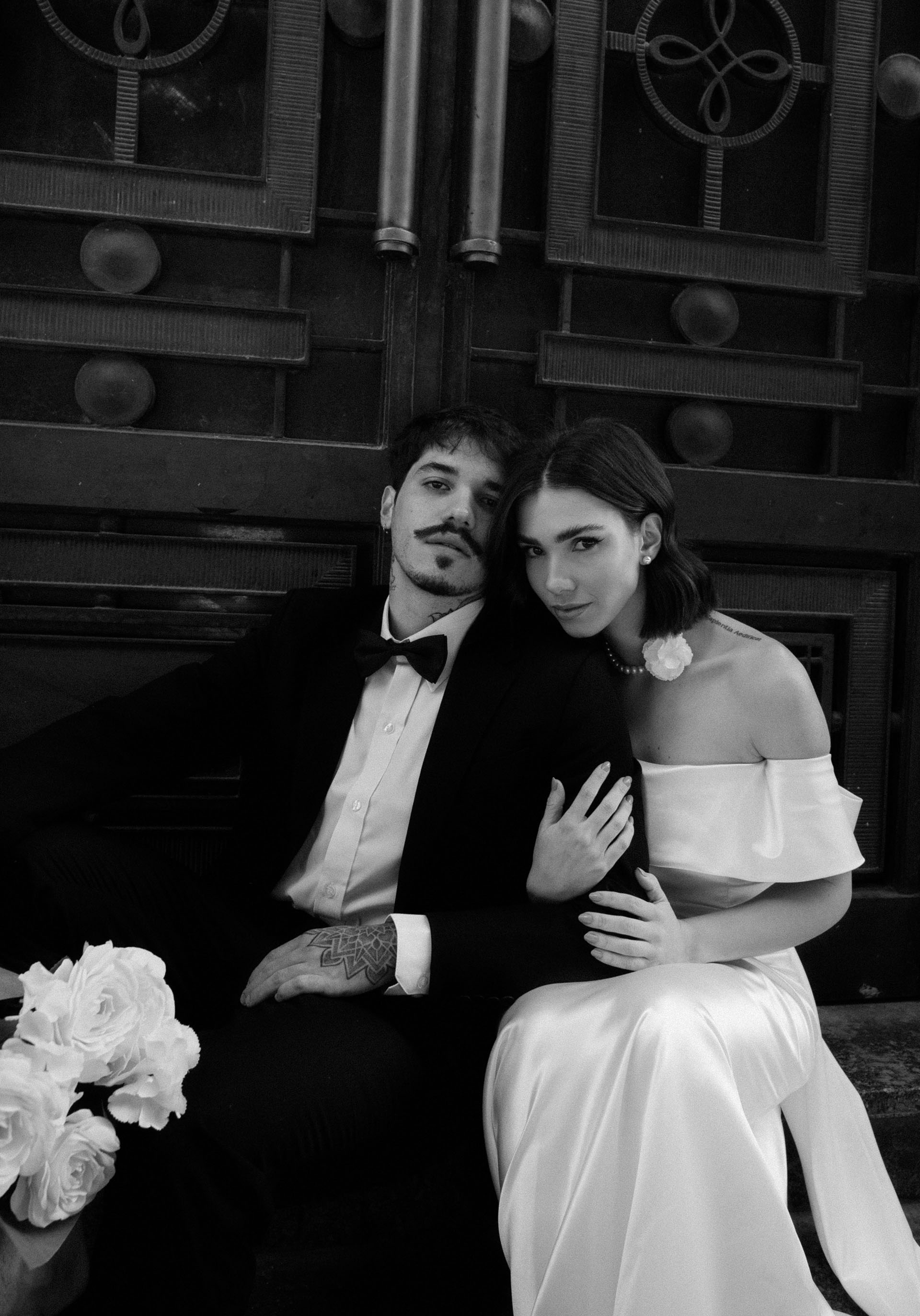 Casamento em preto e branco estilo urbano — Sthepanie e Matheus