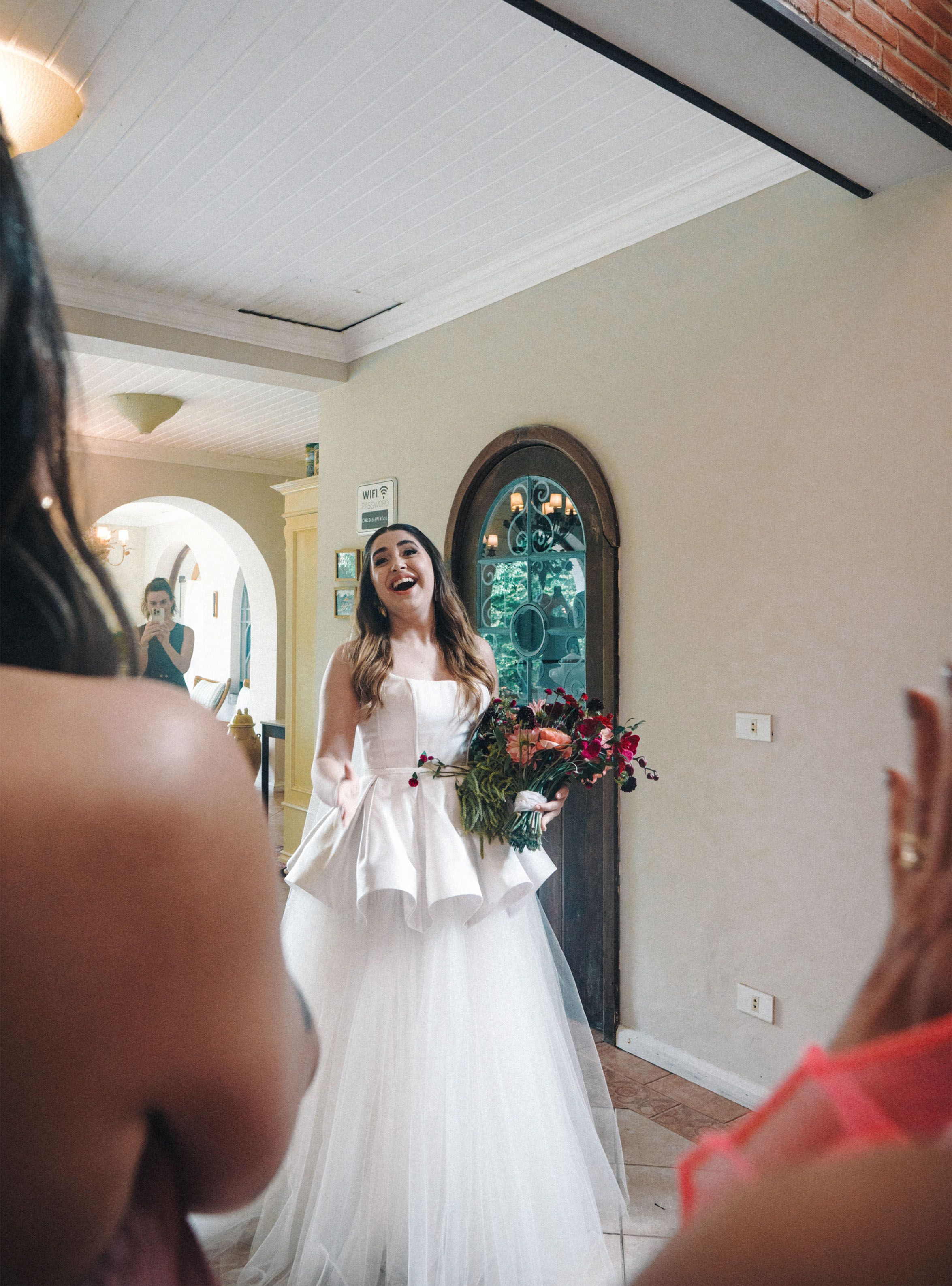 Momentos de dança na recepção do casamento